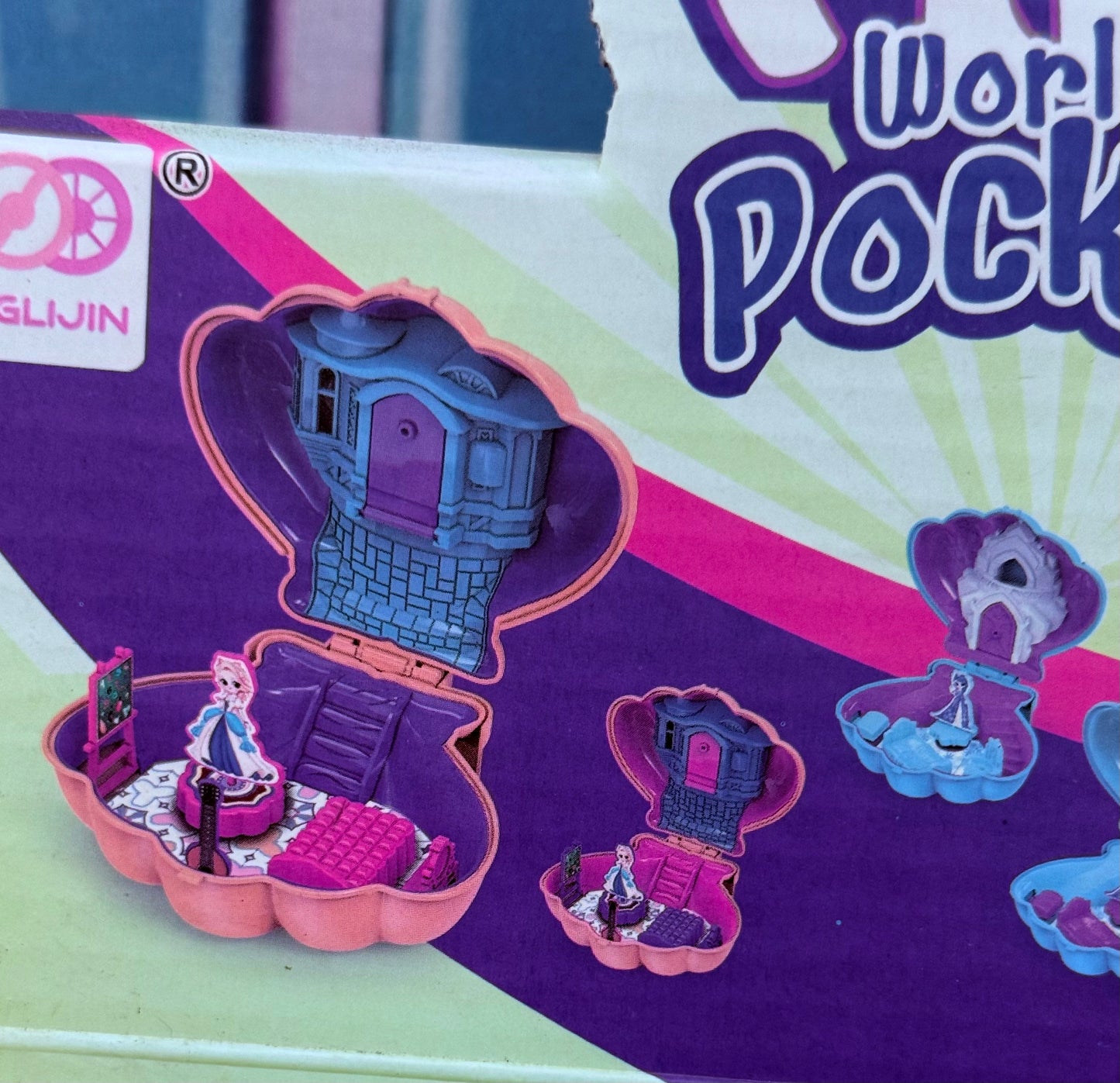 Mini World Pocket – Brinquedo Surpresa em Forma de Concha com Mini Mundo Dentro