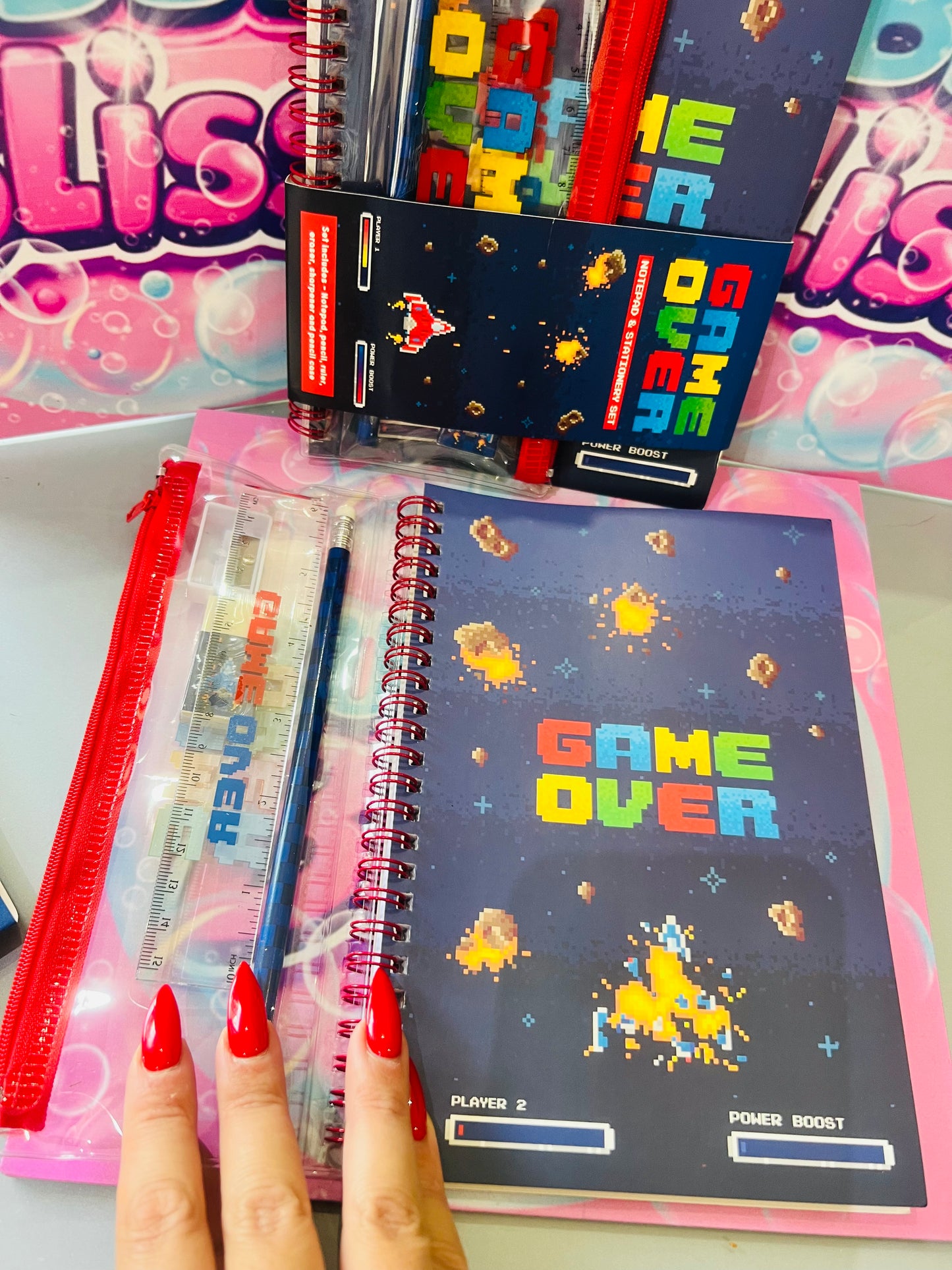 LIVRO+ESTOJO COMPLETO GAME OVER