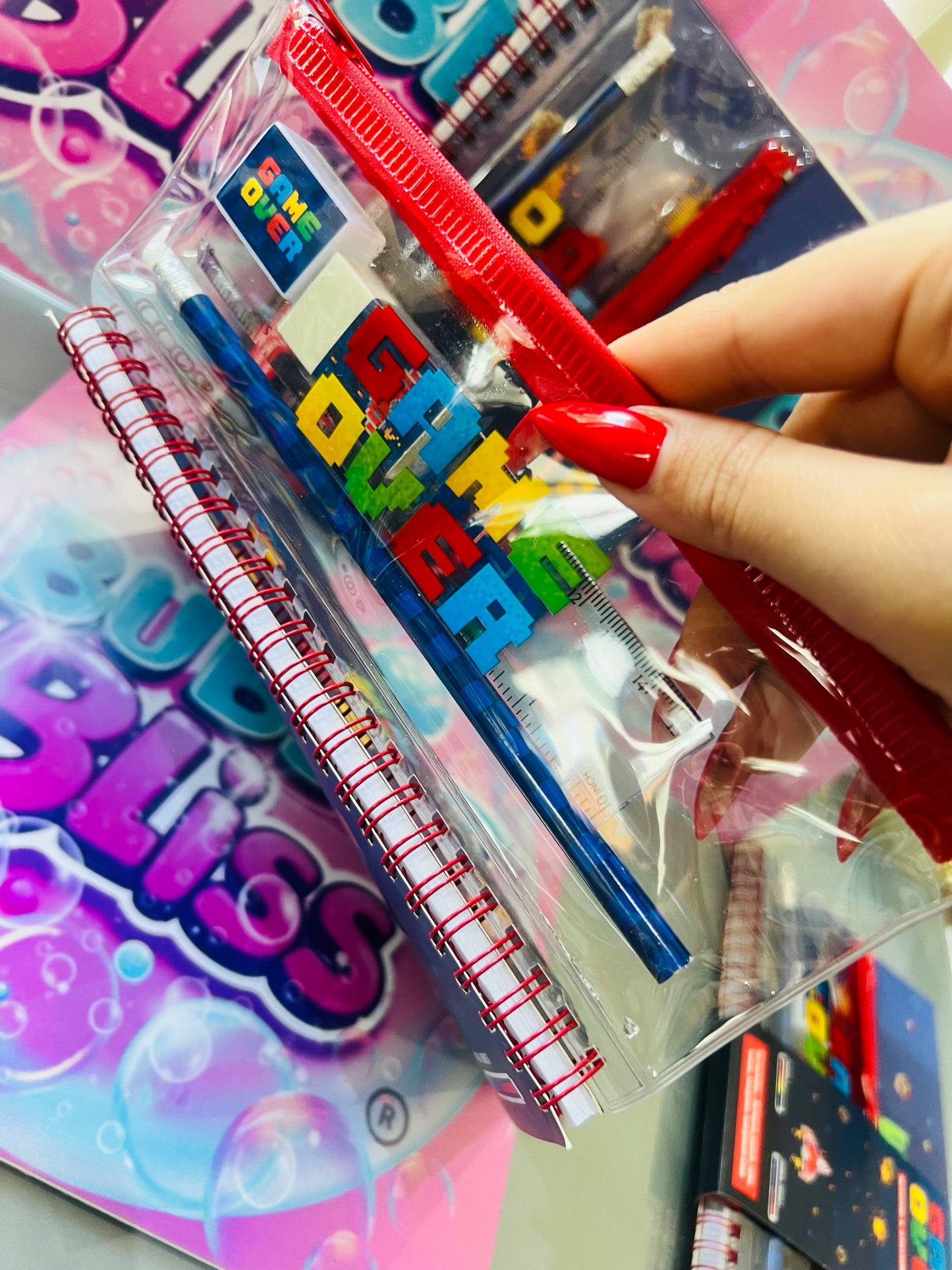 LIVRO+ESTOJO COMPLETO GAME OVER